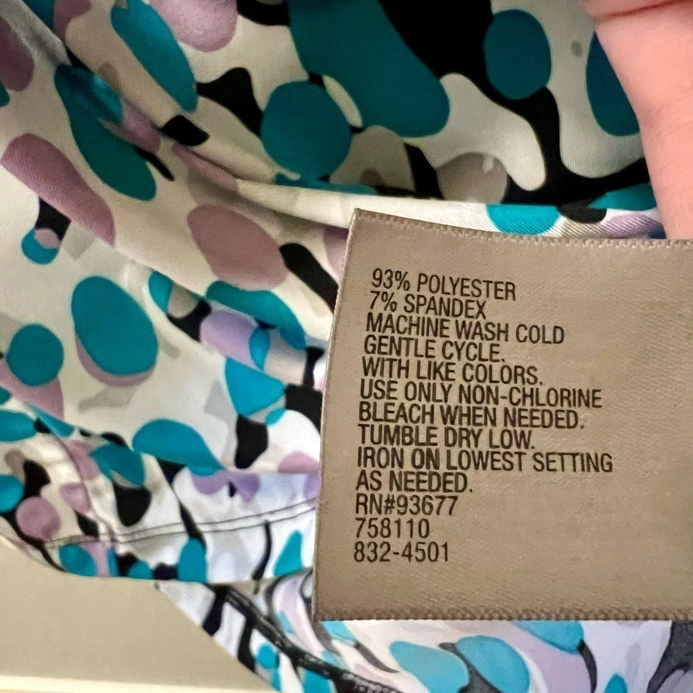 Sleeveless blouse cowl neck - Picture 3 of 4